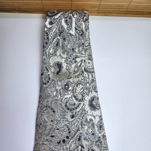 Principe Moores Men's Necktie 100 % Silk Silver and Grey 58" x 3" Italy New $85 - Picture 3 of 6